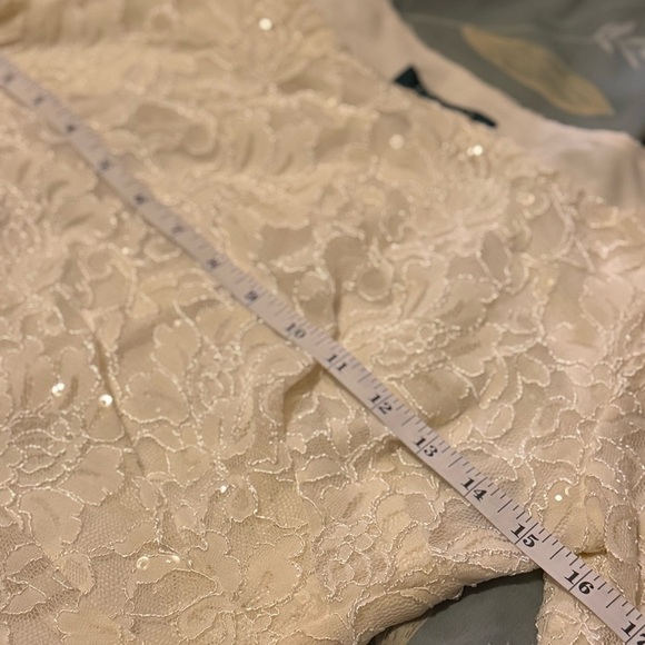 Lauren Ralph Lauren Cream Lace Long Sleeve Dress Size 4 - Picture 3 of 8